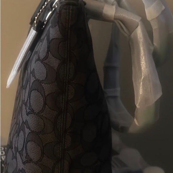 ZIP TOP TOTE IN SIGNATURE JACQUARD (COACH F29958) NEW WITH TAGS!!! - Picture 6 of 8